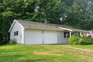 7769 E Bell Ave, New Carlisle, IN 46552 - Photo 13