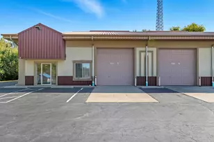 880 Madison St, Crown Point, IN 46307 - Photo 1