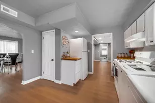 975 N 250 E, Chesterton, IN 46304 - Photo 7