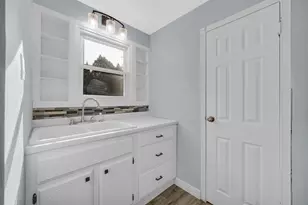 7905 Marshall St, Merrillville, IN 46410 - Photo 9