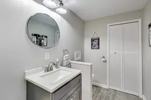 11514 Georgia Pl, Crown Point, IN 46307 - Photo 21