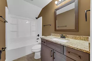 736 Cinnamon Teal Ct, Hobart, IN 46342 - Photo 21