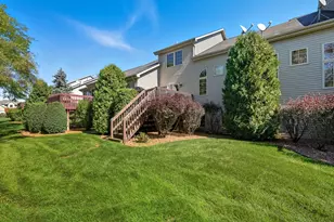 9842 Kreitzburg St, Dyer, IN 46311 - Photo 25