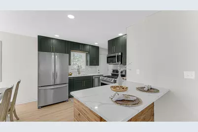 4440 E 13th Place, Gary, IN 46403 - Photo 5