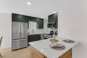 4440 E 13th Pl, Gary, IN 46403 - Photo 5