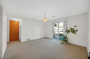 8825 Janeway Ct, Munster, IN 46321 - Photo 15