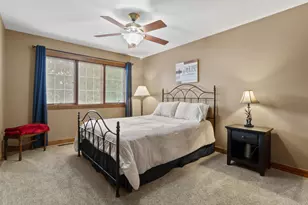 1658 Sunnyslope Dr, Crown Point, IN 46307 - Photo 41