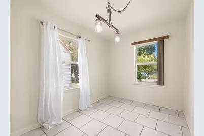 7407 Jarnecke Avenue, Hammond, IN 46324 - Photo 9