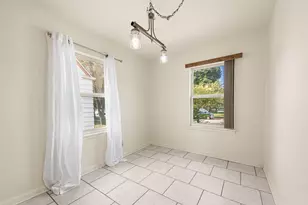 7407 Jarnecke Ave, Hammond, IN 46324 - Photo 9