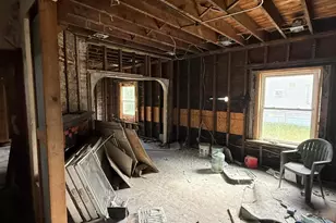 713 Maryland St, Gary, IN 46402 - Photo 7