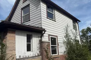 713 Maryland St, Gary, IN 46402 - Photo 3