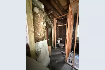 713 Maryland Street, Gary, IN 46402 - Photo 11