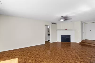 2521 E Lakeshore Drive, Crown Point, IN 46307 - Photo 11