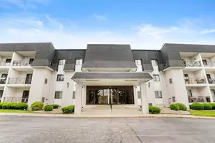 321 Deerpath Dr, Schererville, IN 46375 - Photo 1