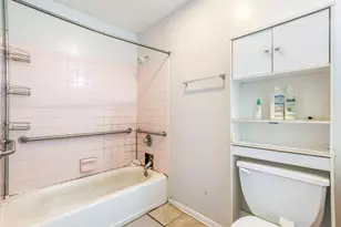 6089 Maryland St, Merrillville, IN 46410 - Photo 13