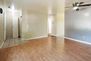 6089 Maryland St, Merrillville, IN 46410 - Photo 7