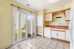 6089 Maryland St, Merrillville, IN 46410 - Photo 9