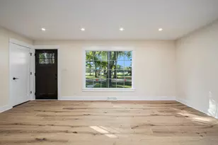 506 W Morgan Ave, Chesterton, IN 46304 - Photo 5