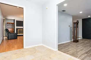 5301 Delaware St, Merrillville, IN 46410 - Photo 7