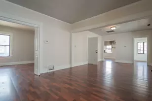 706 Detroit St, La Porte, IN 46350 - Photo 3