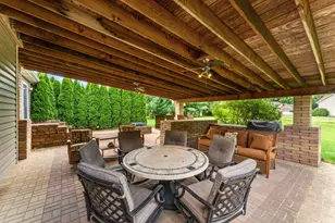 748 N 200 W, Valparaiso, IN 46385 - Photo 23