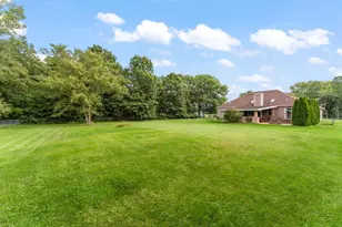 748 N 200 W, Valparaiso, IN 46385 - Photo 19