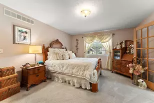 748 N 200 W, Valparaiso, IN 46385 - Photo 11