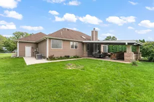 748 N 200 W, Valparaiso, IN 46385 - Photo 21