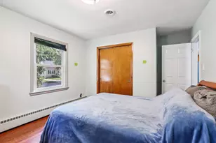 8306 Walnut Dr, Munster, IN 46321 - Photo 11