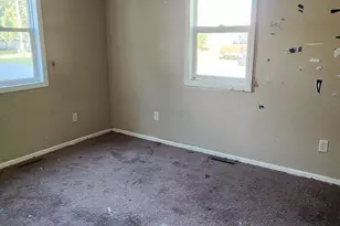 630 E Elm St, Rensselaer, IN 47978 - Photo 13