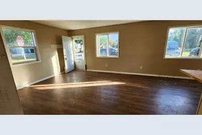 630 E Elm Street, Rensselaer, IN 47978 - Photo 5