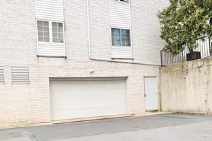 402 Sturdy Rd, Valparaiso, IN 46383 - Photo 3