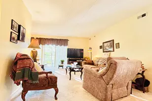 402 Sturdy Rd, Valparaiso, IN 46383 - Photo 7