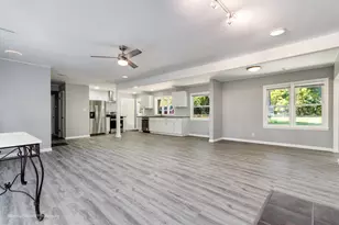 2446 Forest Park Dr, Dyer, IN 46311 - Photo 41