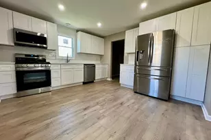 753 Imperial Rd, Valparaiso, IN 46385 - Photo 3