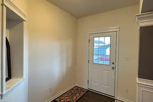 2656 Kerry Dr, Valparaiso, IN 46385 - Photo 9