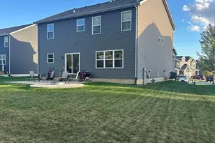 2656 Kerry Dr, Valparaiso, IN 46385 - Photo 5