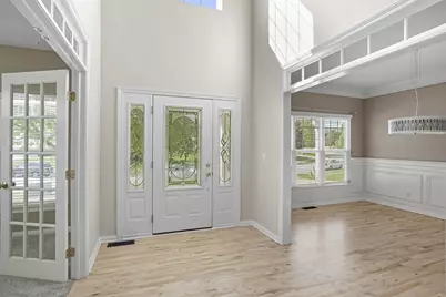 2507 Eisenhower Avenue, Valparaiso, IN 46383 - Photo 5