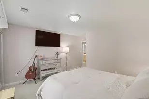 2649 Georgetowne Dr, Highland, IN 46322 - Photo 17