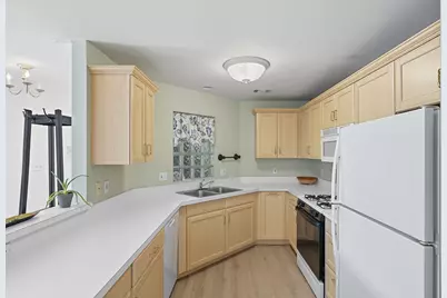 2649 Georgetowne Drive #B2, Highland, IN 46322 - Photo 13