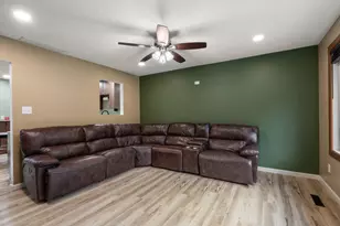 6665 Lakewood Ave, Portage, IN 46368 - Photo 5