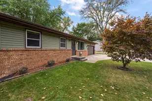 6665 Lakewood Ave, Portage, IN 46368 - Photo 3