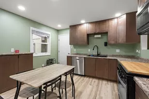 6665 Lakewood Ave, Portage, IN 46368 - Photo 9