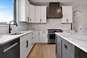 13256 Waterleaf Dr, Saint John, IN 46373 - Photo 19