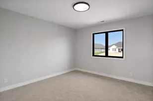 13256 Waterleaf Dr, Saint John, IN 46373 - Photo 37