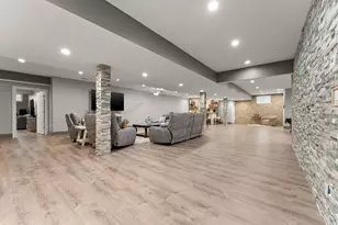 10971 Wynbrook Dr, Crown Point, IN 46307 - Photo 25