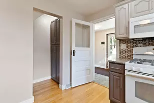 173 W 700 N, Valparaiso, IN 46385 - Photo 9