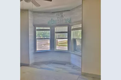 1621 W 10th Street, Michigan City, IN 46360 - Photo 9