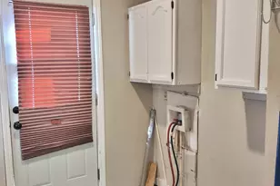 1621 W 10th St, Michigan City, IN 46360 - Photo 17