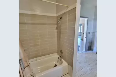 1621 W 10th Street, Michigan City, IN 46360 - Photo 15